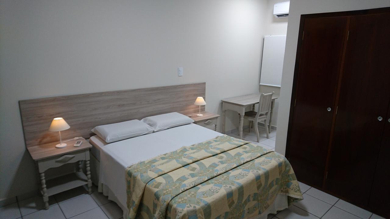 Hotel Premium Flat Ourinhos Eksteriør billede