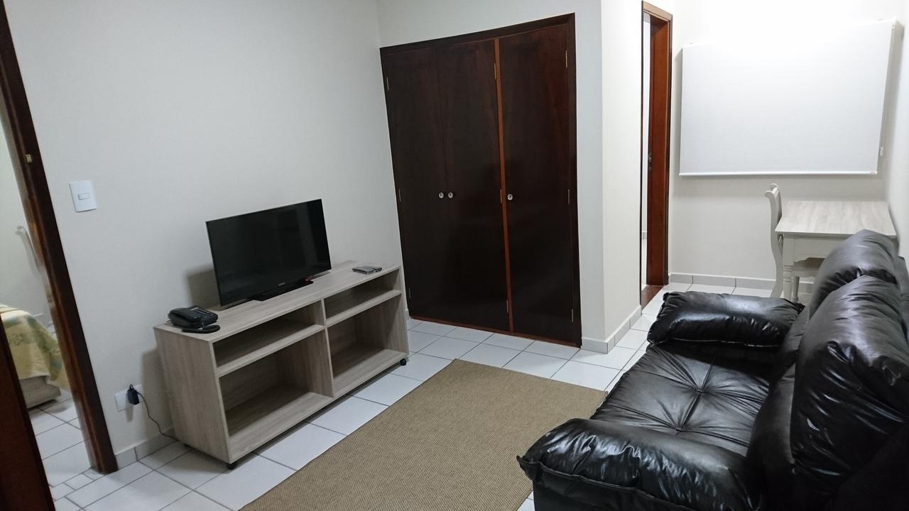 Hotel Premium Flat Ourinhos Eksteriør billede